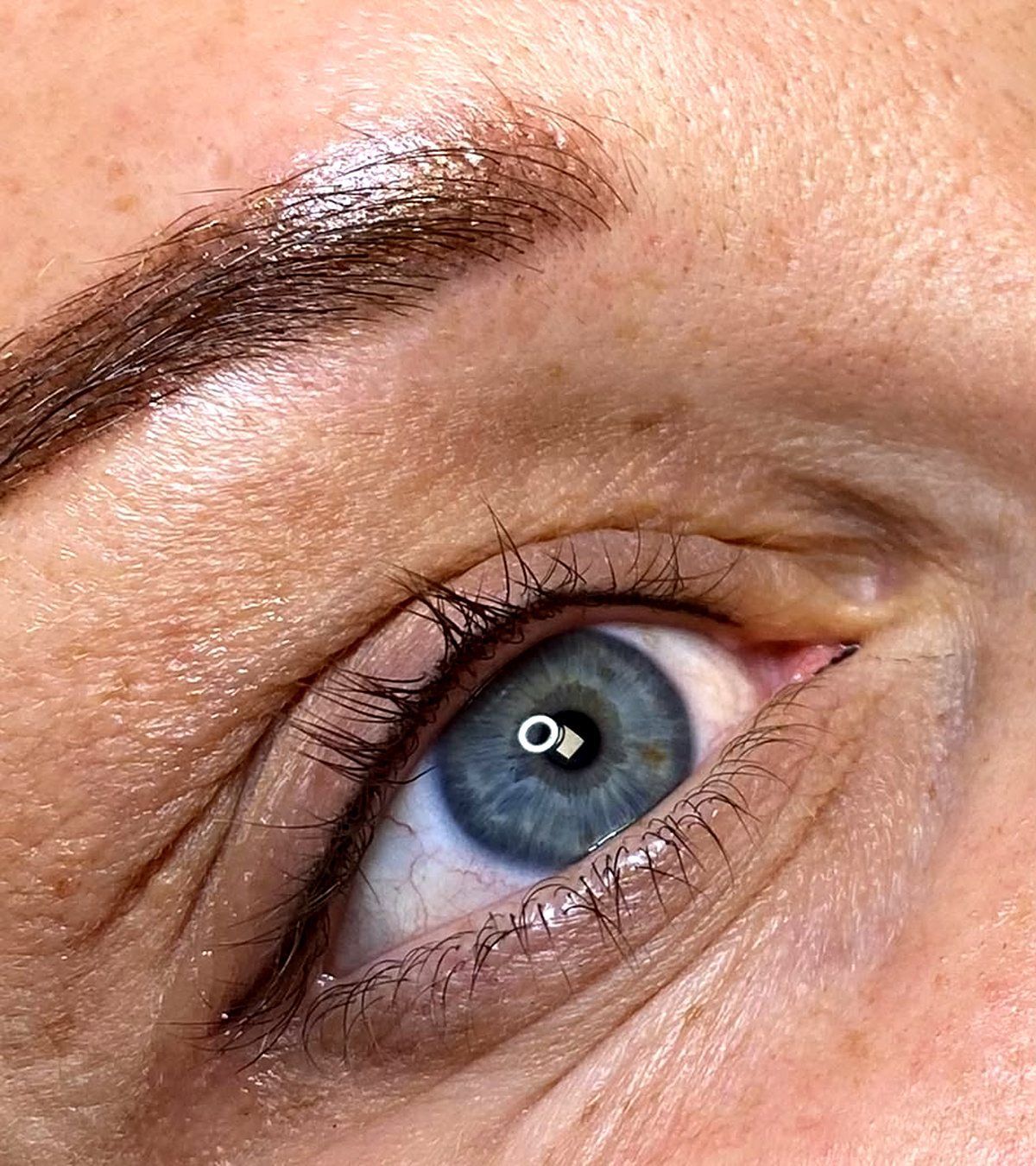 Soft permanent lash line and brows